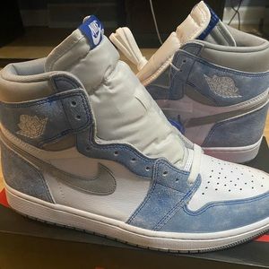 Air Jordan 1 Hyper Royal OG Size 12 Brand New With Box